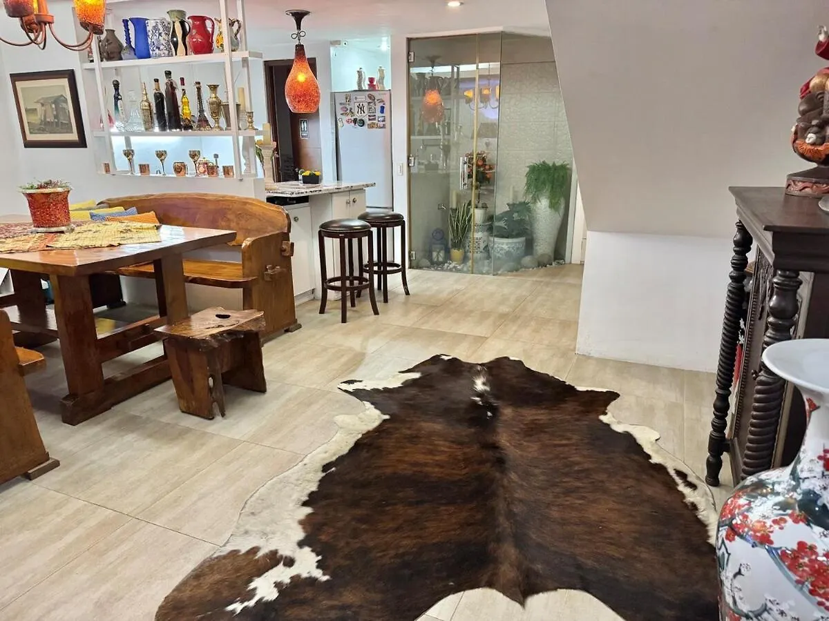 Julie Annes Guesthouse In The Heart Of The City Manila Holiday home